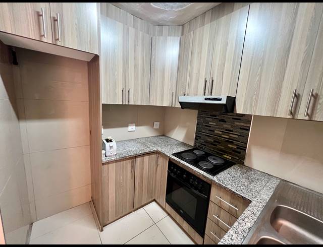 2 BEDROOM APARTMENT FOR SALE IN WATERVAL PARK